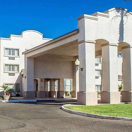 فندق Baymont By Wyndham Safford المظهر الخارجي الصورة