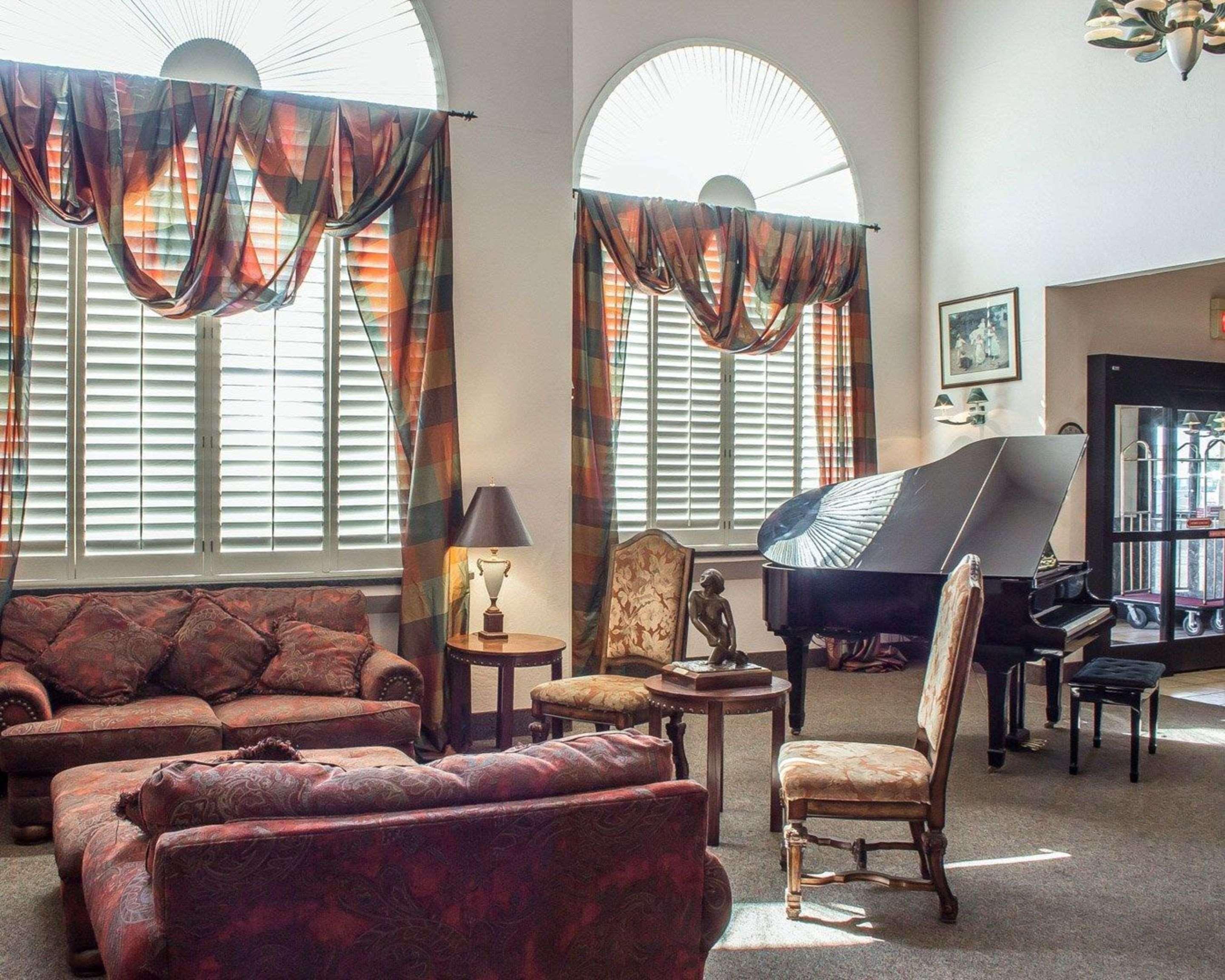 فندق Baymont By Wyndham Safford المظهر الخارجي الصورة
